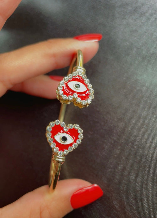 Corazon de Ojos Cuff